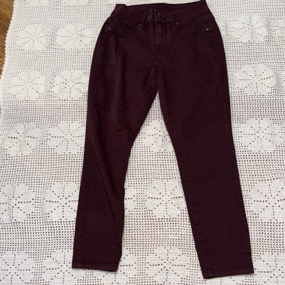 Maurices Deep Burgundy Skinny Jeans sz small short
